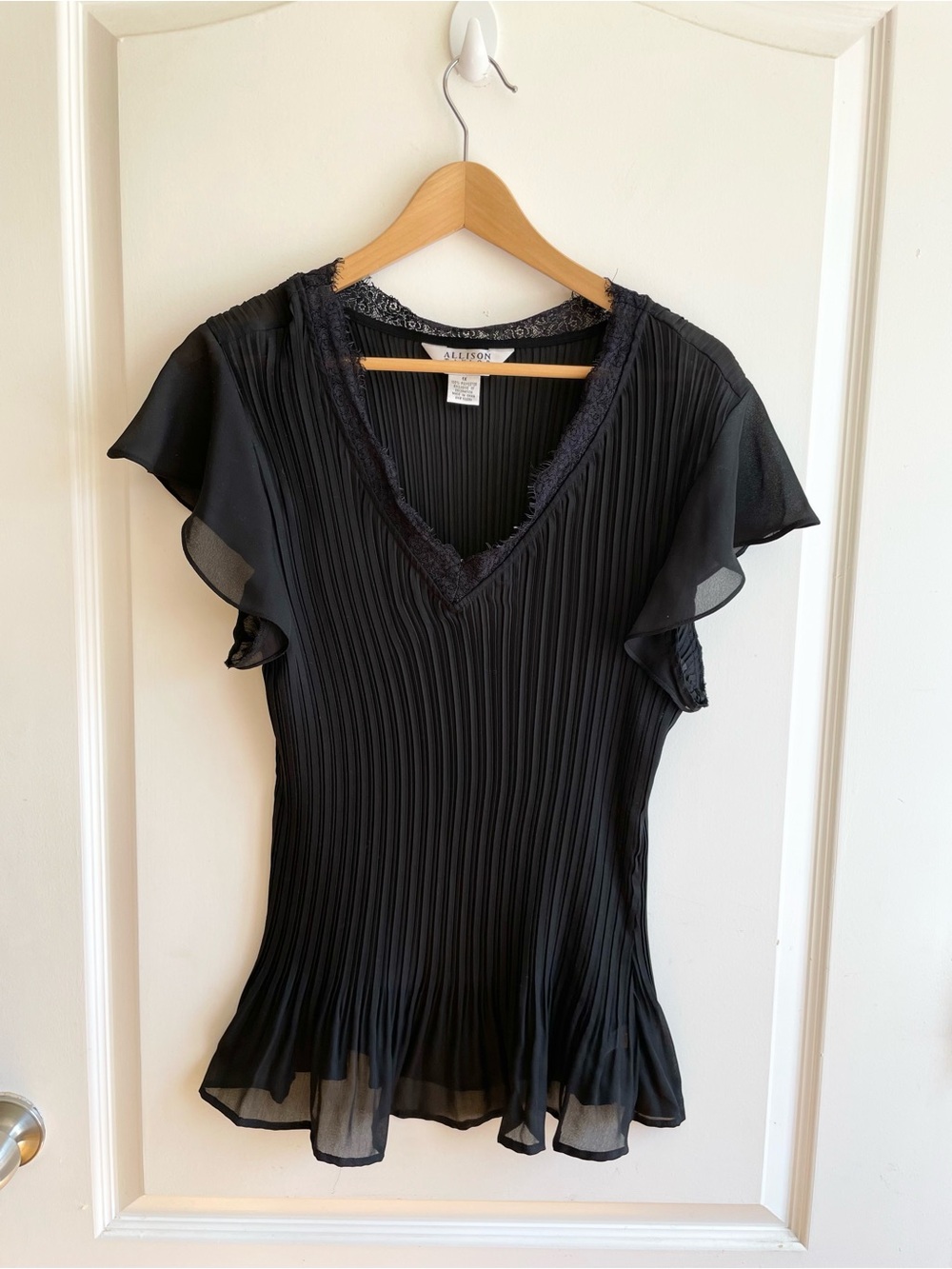 Allison Taylor Sheer Plisse Flutter Sleeve Top Plus Size 1X Lace Fairycore